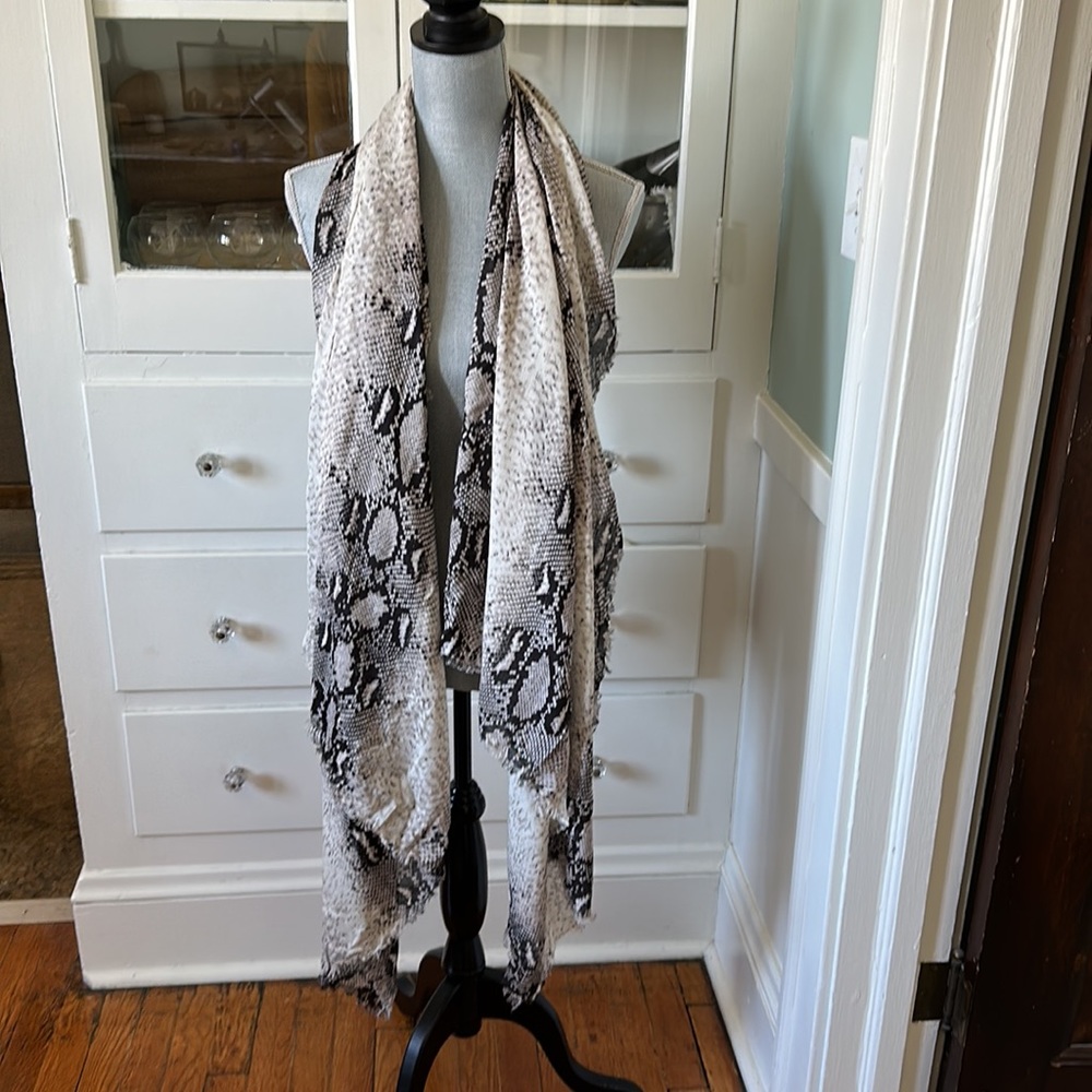 Zara Viscose Python Snake Scarf Like New - image 3